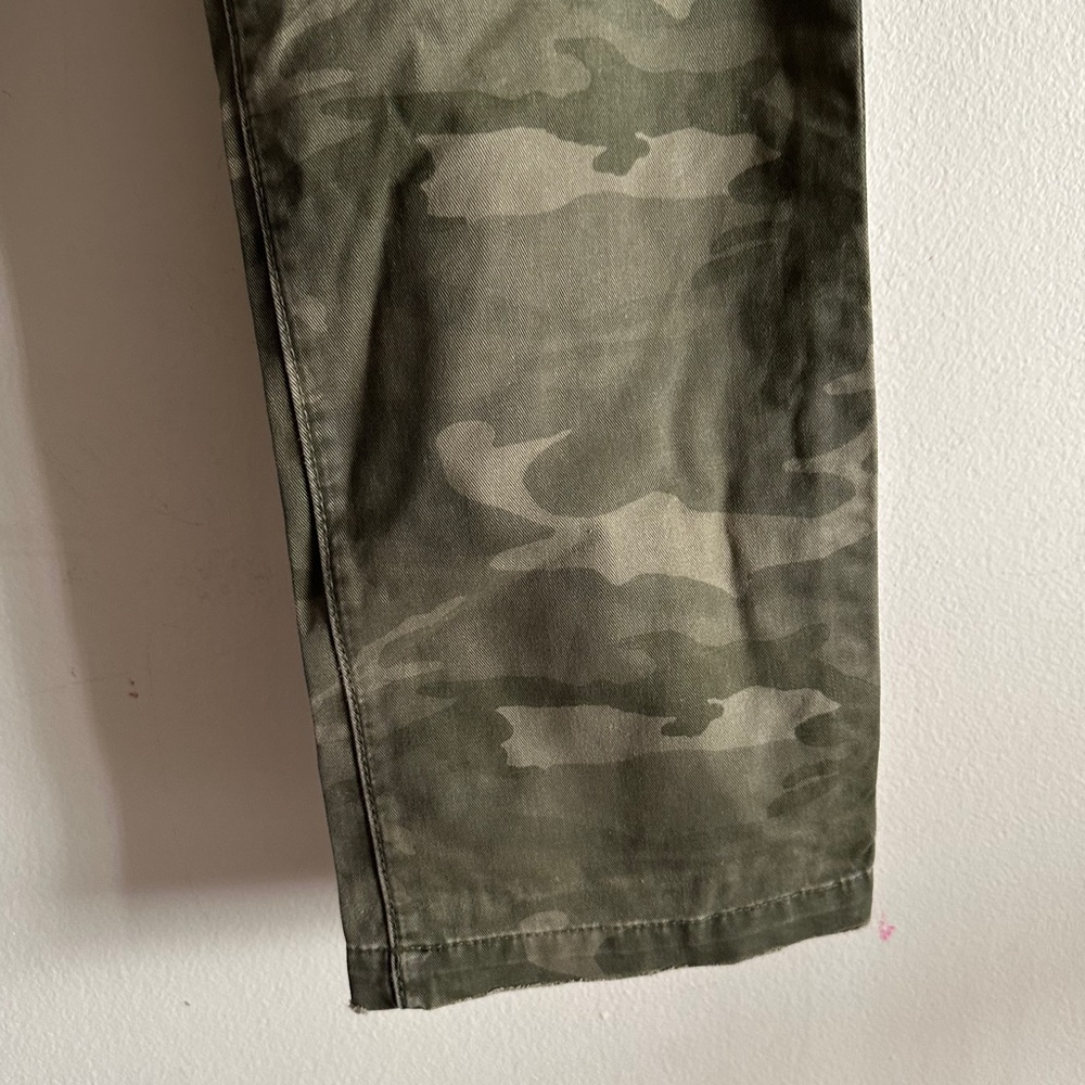 HOLLISTER Green Camouflage Cargo Pant SIZE 33X32 Pockets Baggy Classic Camo Belt - Picture 4 of 9